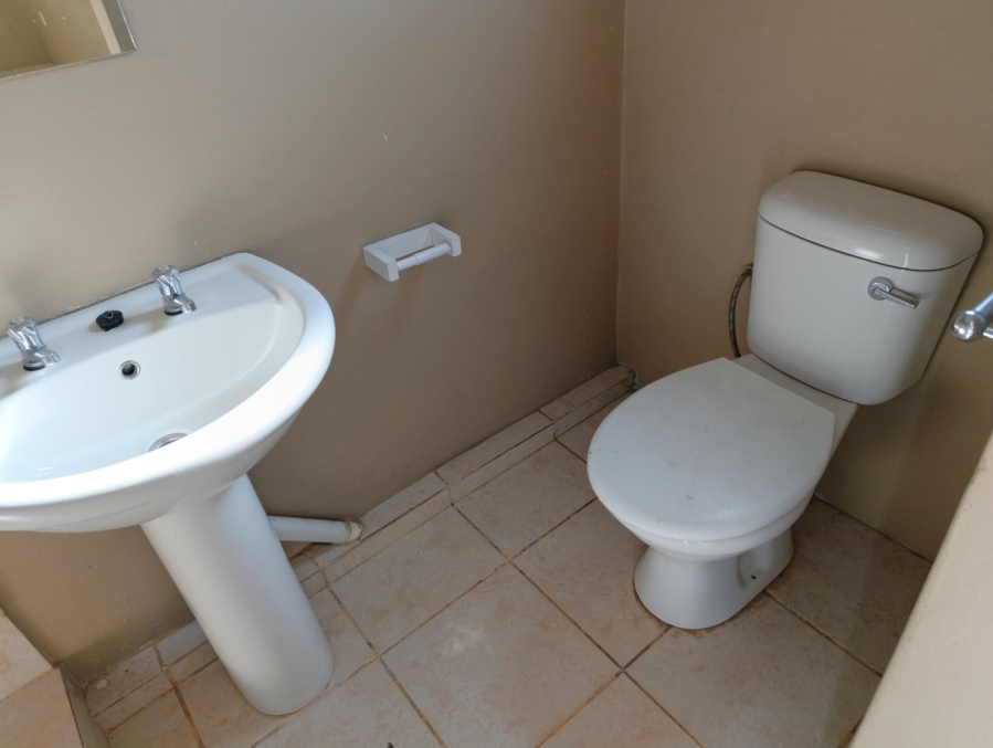  Bedroom Property for Sale in Heidedal Free State